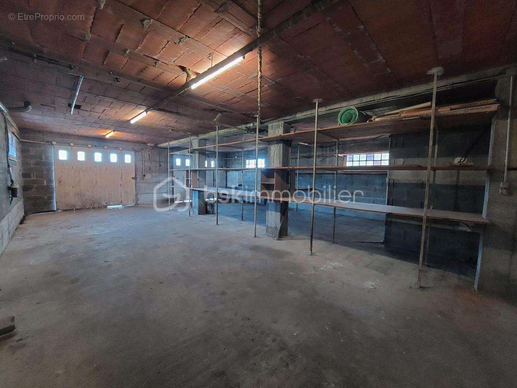 Maison à SERRES-CASTET