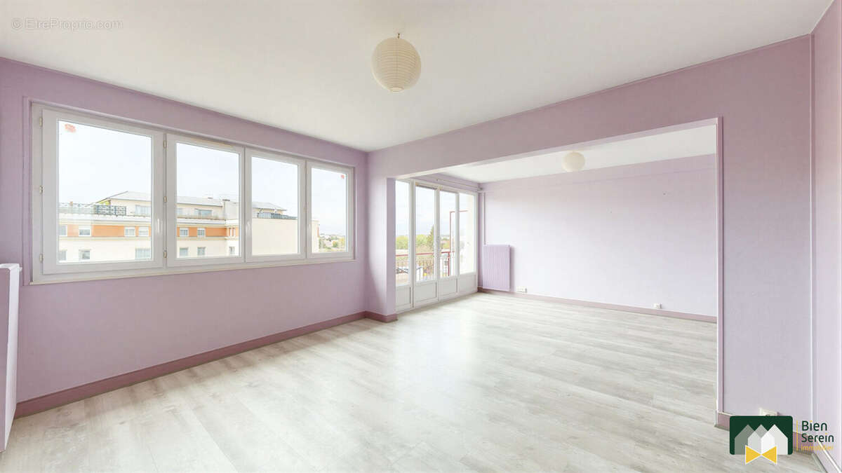 Appartement à LUCE