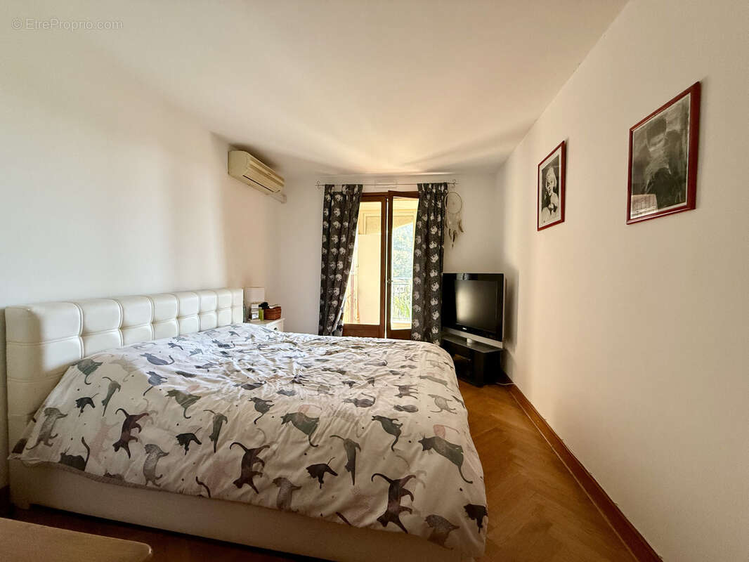 Appartement à ROQUEBRUNE-CAP-MARTIN