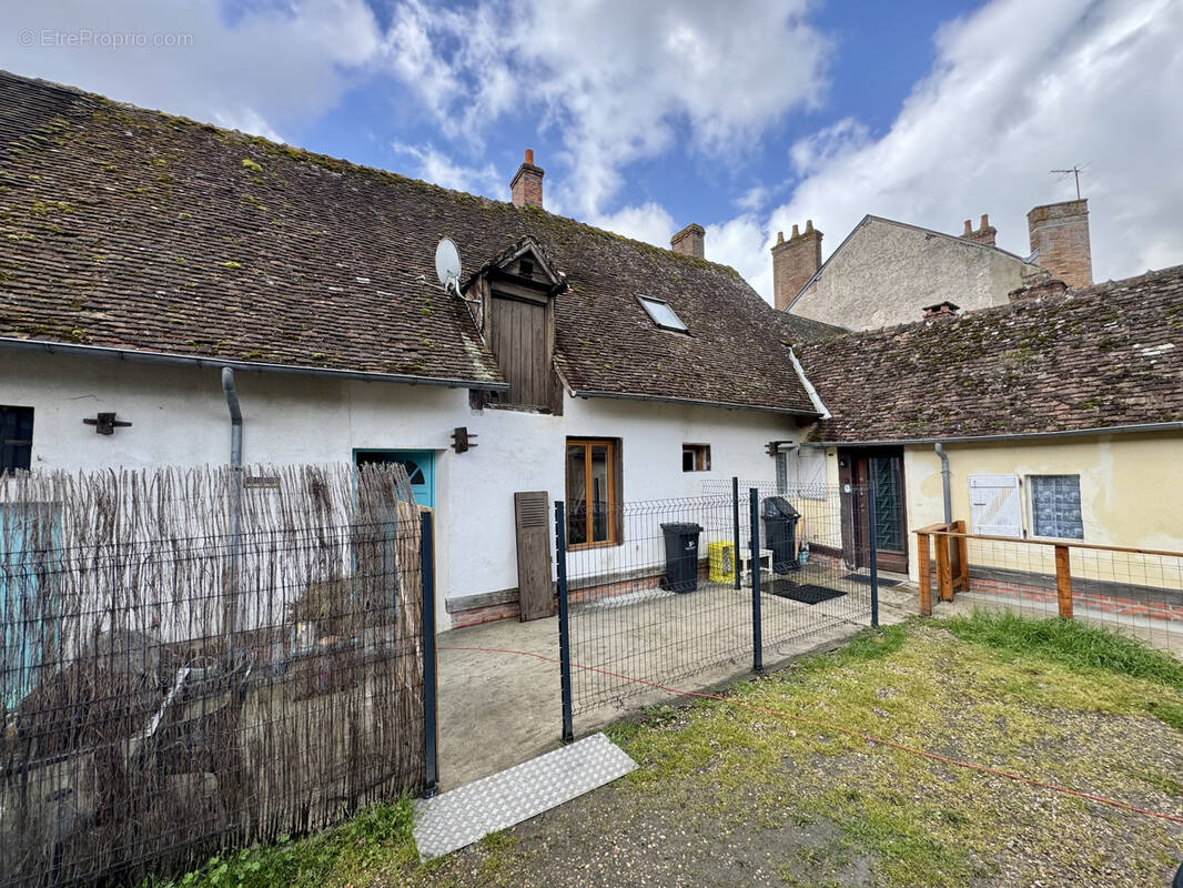 Maison à BLANCAFORT