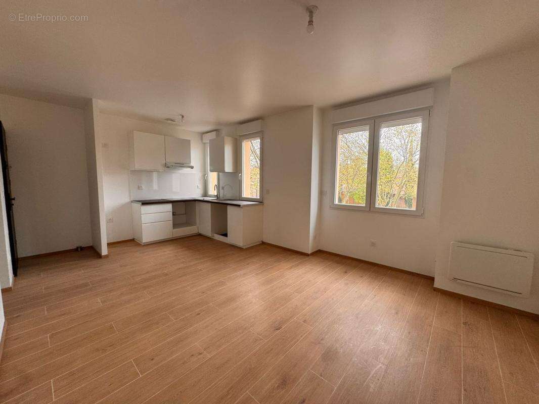 Appartement à AUBERVILLIERS