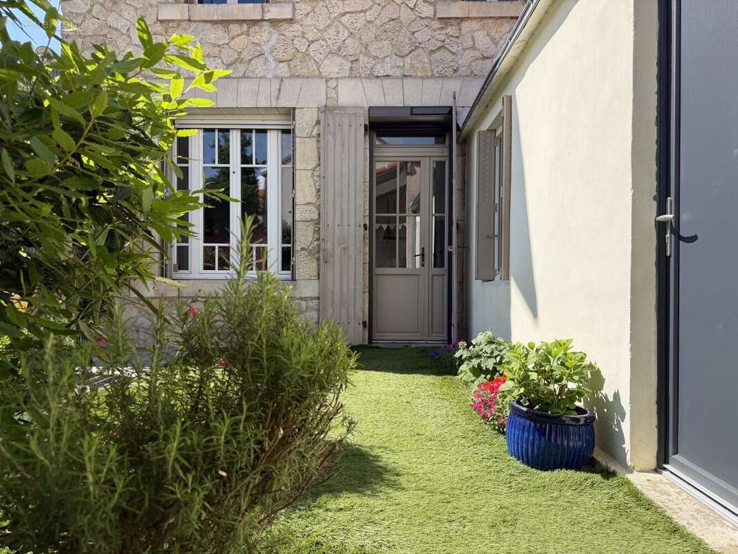 Maison à LA ROCHELLE