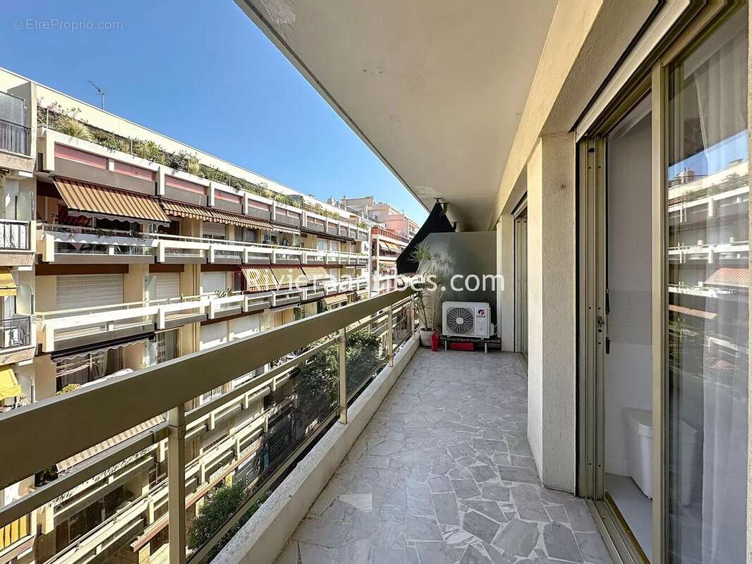Appartement à ANTIBES