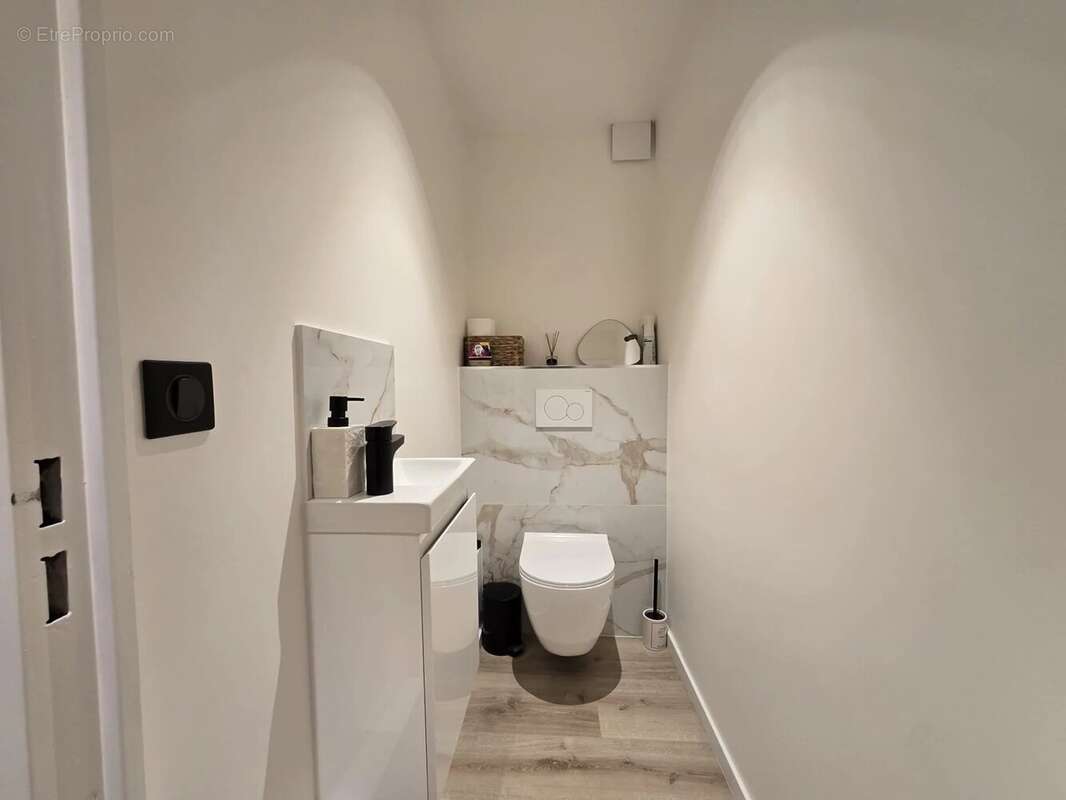 Appartement à MOUGINS