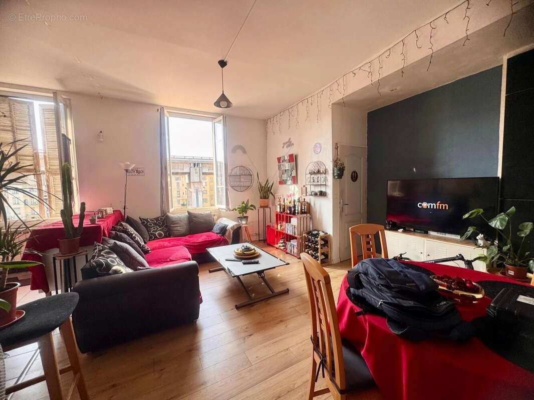 3 pièces -Rue Marceau -Nice  229000 euros - photo 2