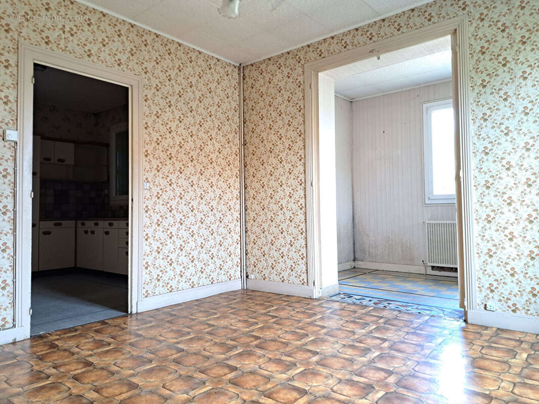 Maison à CHATELLERAULT