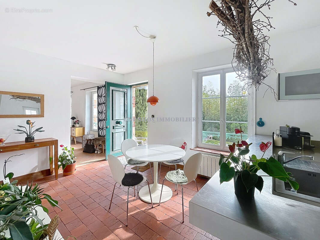 Maison 205 m² à Orleans  - photo 6