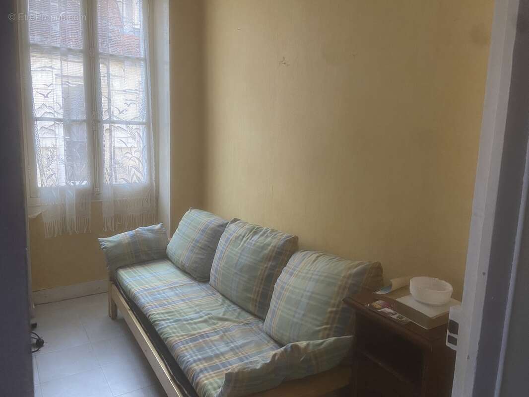 VENDUE.  Maison avec dépendance à 5 minutes de Vermenton - photo 7