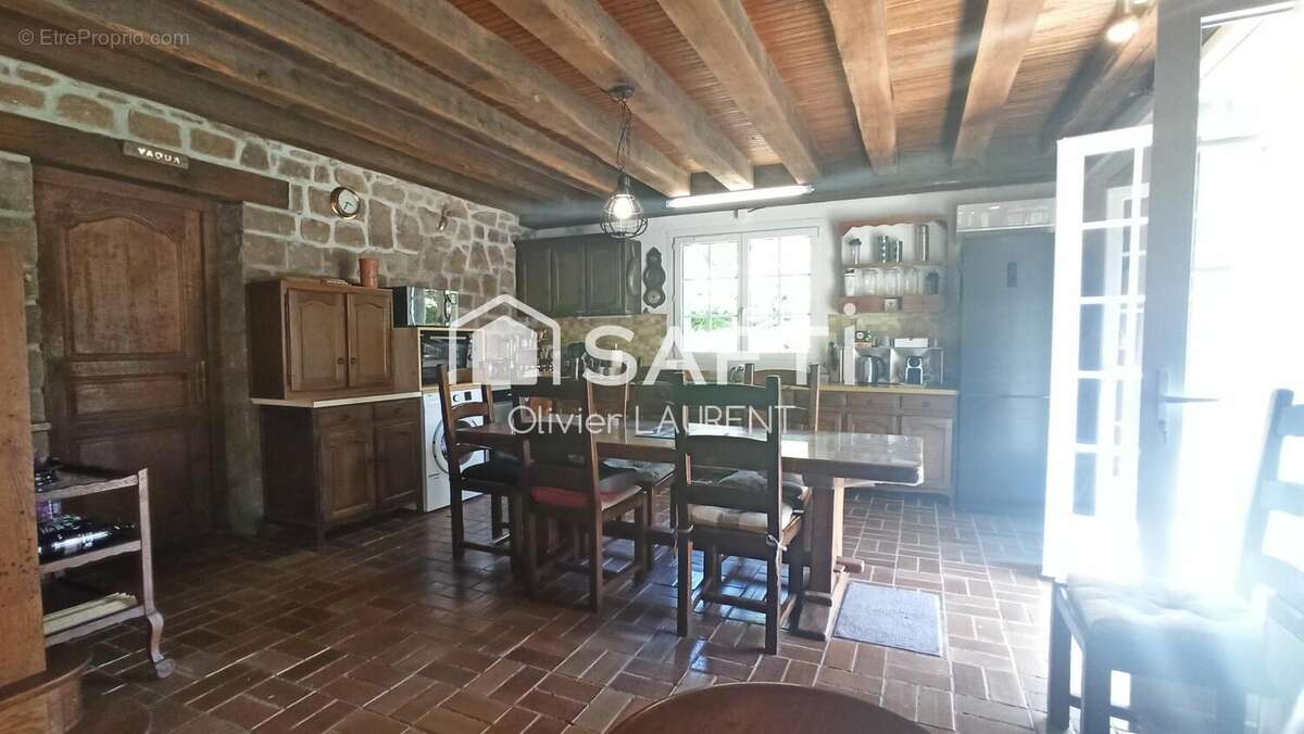 Maison 213 m² à Trevou-Treguignec  - photo 5