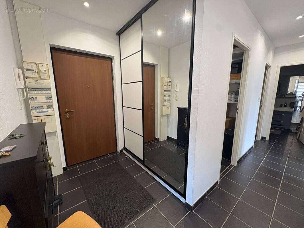 Appartement à AMNEVILLE