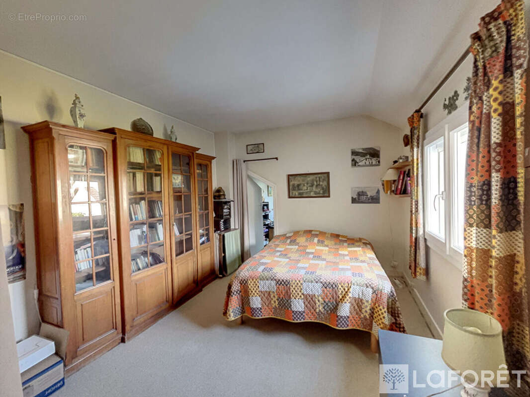 Maison à GIF-SUR-YVETTE