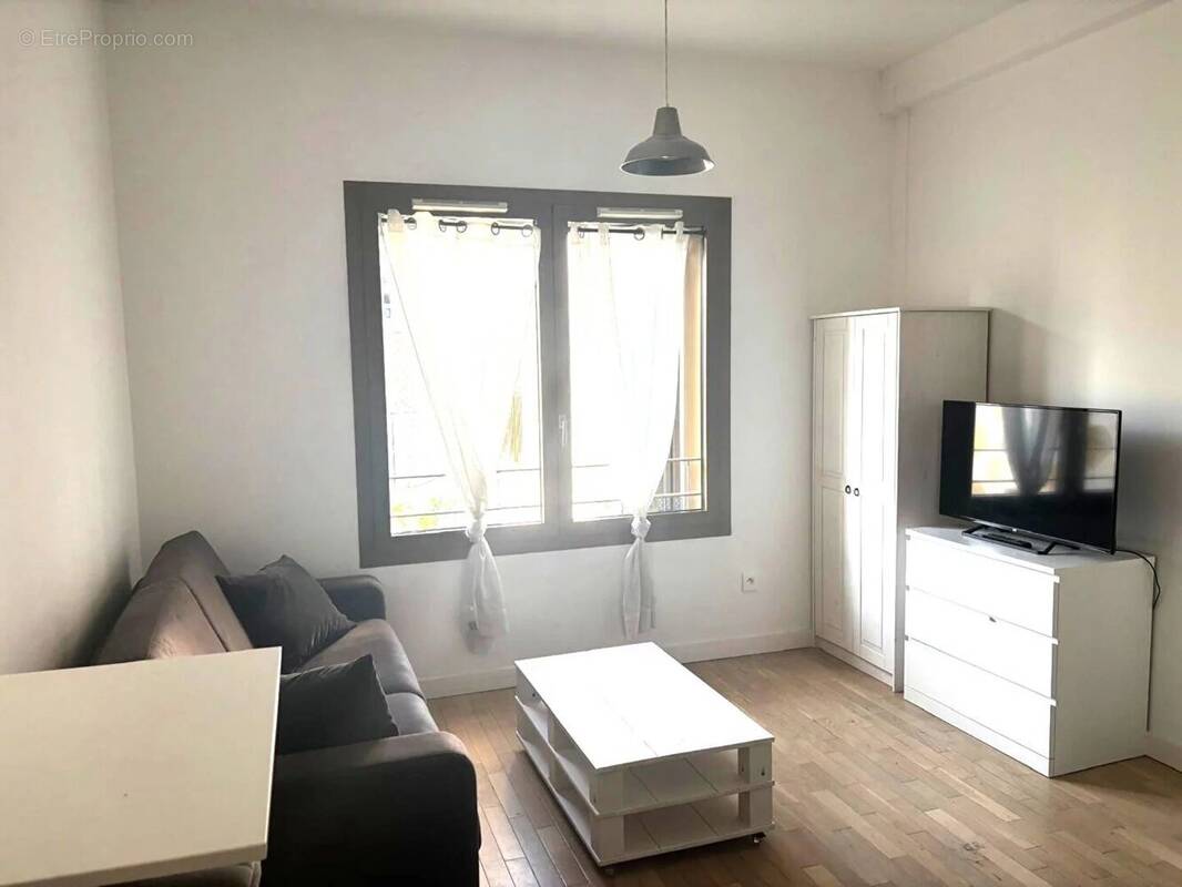 Appartement à PARIS-19E