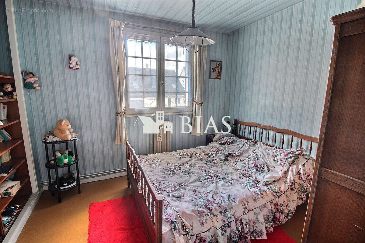 Maison à CAUDEBEC-LES-ELBEUF