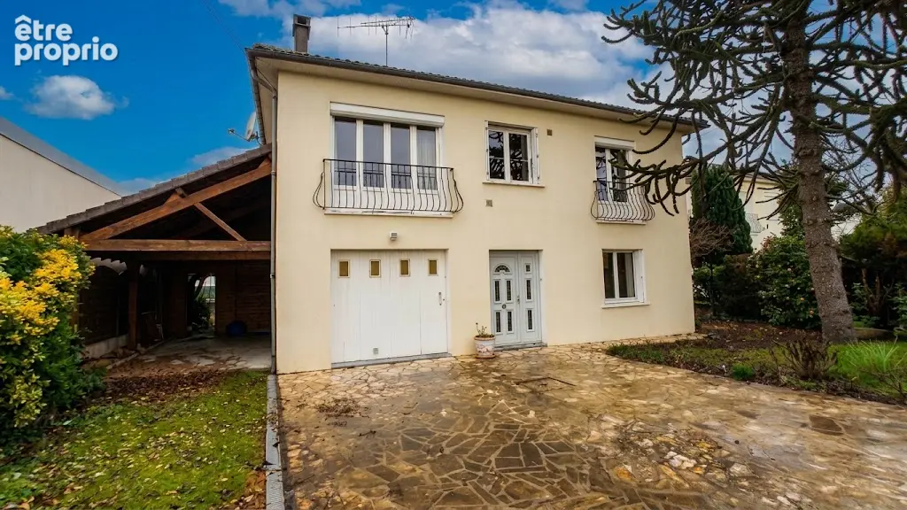 Maison 5 pièces 135 m² · à Naintre · 135 m² · 154 065 €