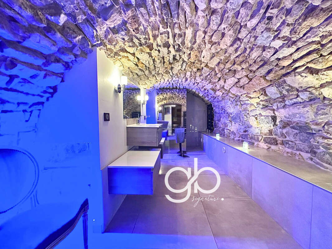 Maison à LES MATELLES