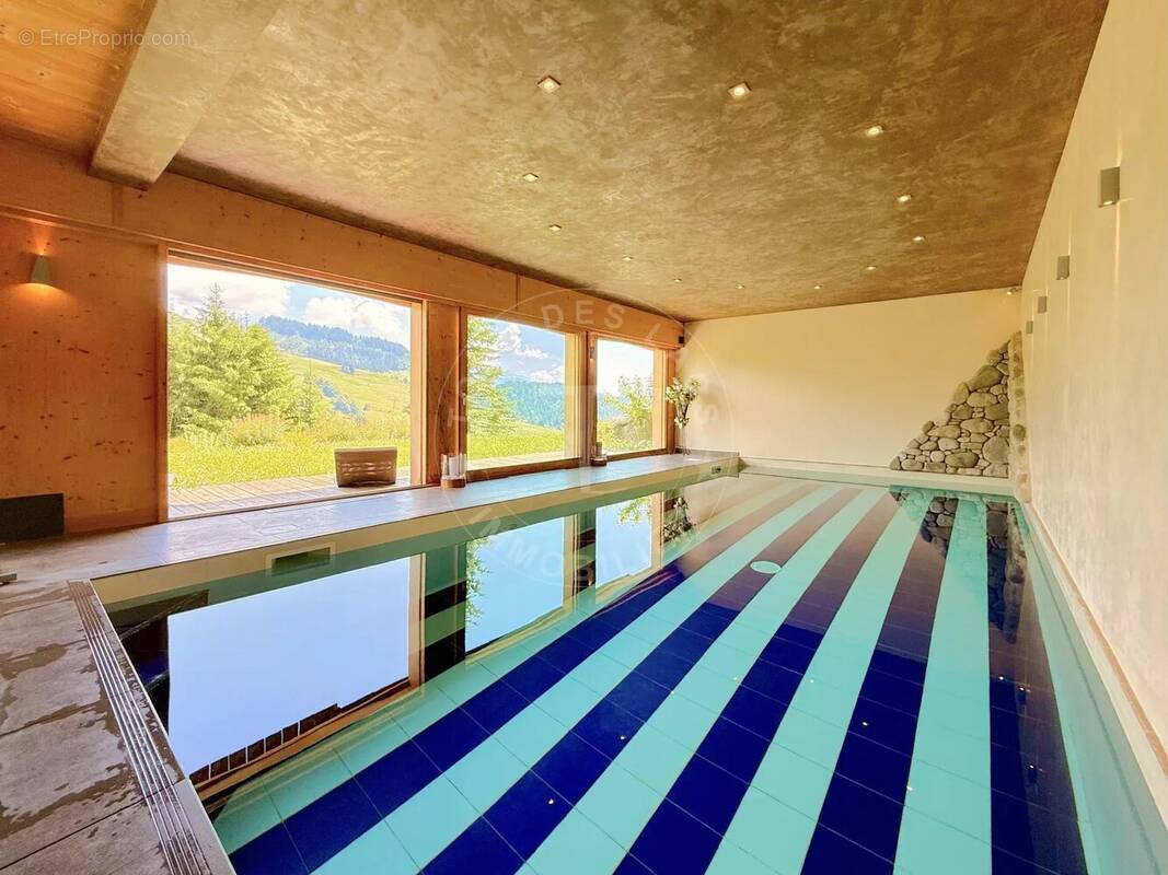 Le Grand-Bornand- Exceptionnel chalet de plus de 400 m2 au sol - photo 8