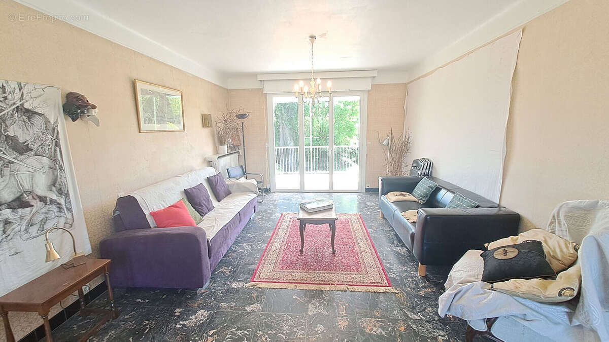 Maison à SAINT-REMY-LES-CHEVREUSE