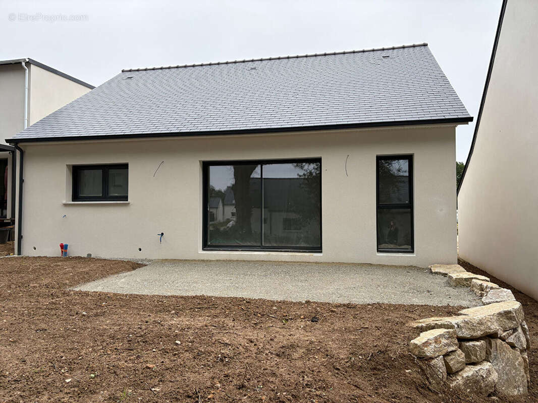 Maison à LOCMINE