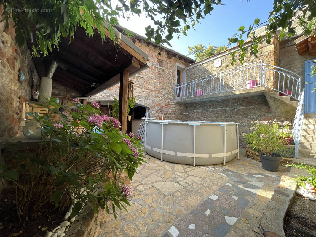 Photo 1 - Maison à AMPLEPUIS