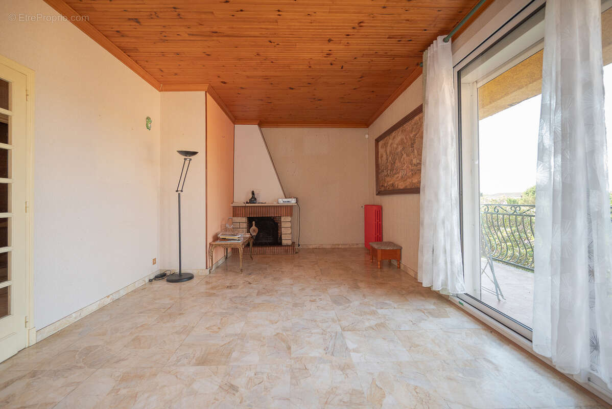 MaisonT5  avec 2 garages sur terrains clos - photo 29