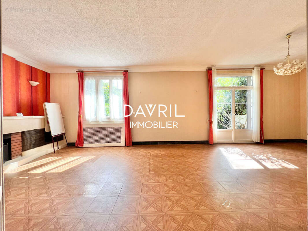 Maison à CONFLANS-SAINTE-HONORINE