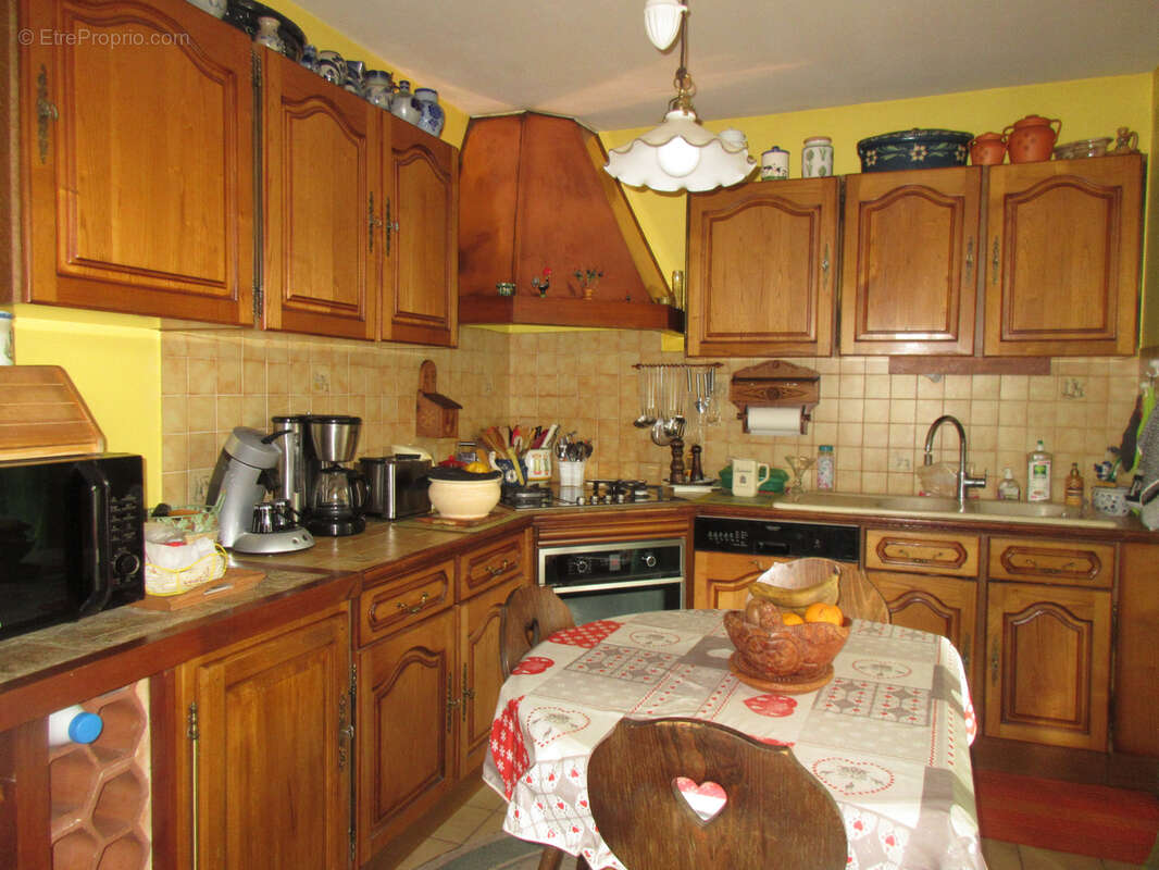 Maison à SAINT-CREPIN