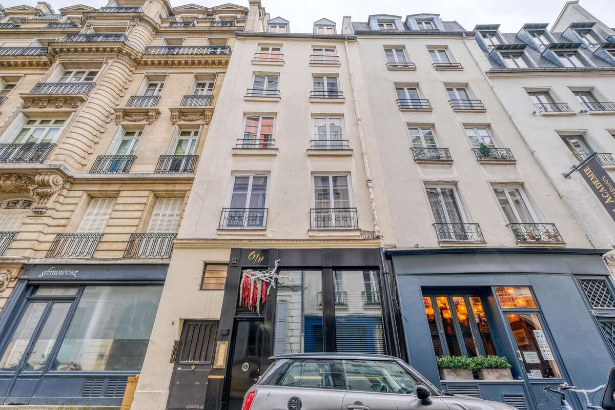 Appartement 16 m² à Paris-7e  - photo 8