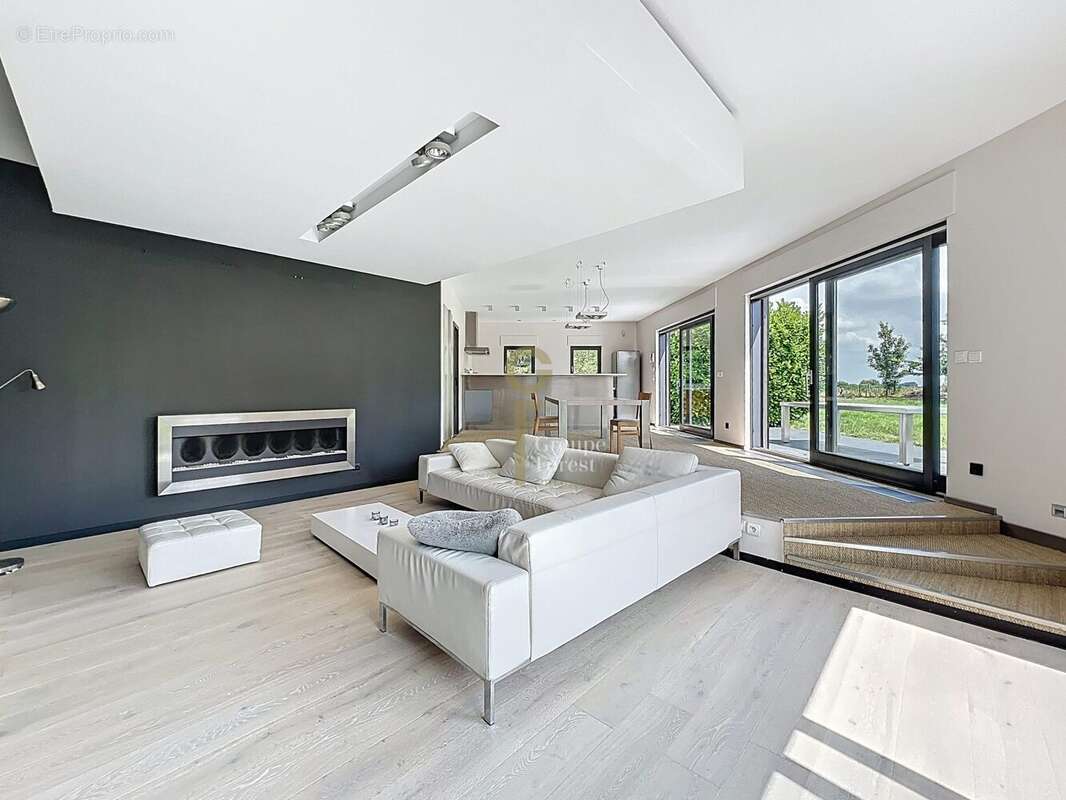 Maison 231 m² à Aix  - photo 3