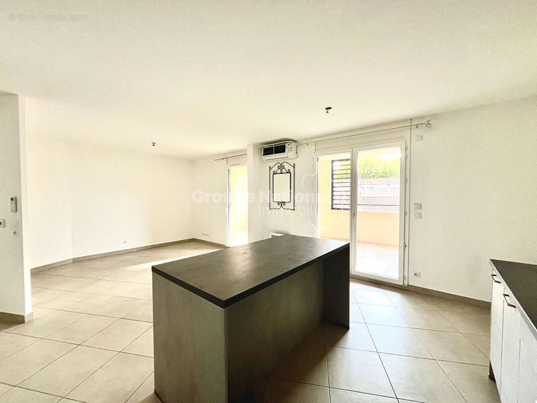 Appartement à CHATEAURENARD