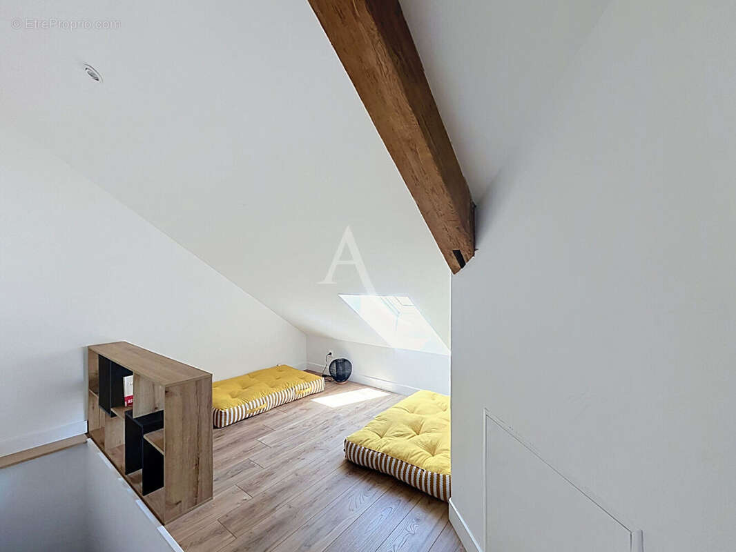 Billère Centre - Appartement T3 triplex avec jardin privatif et stationnement - photo 7