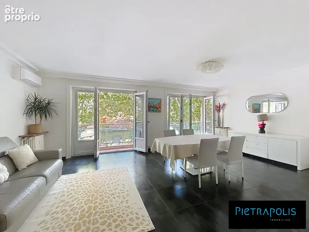 Appartement à LYON-7E