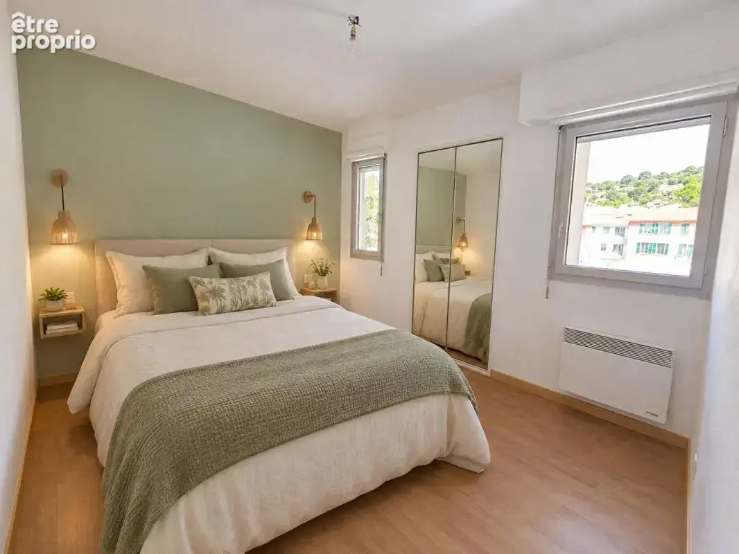 Carqueiranne coeur de ville - T3, 60 m², terrasse vue mer, 2 pkgs, au calme - photo 11