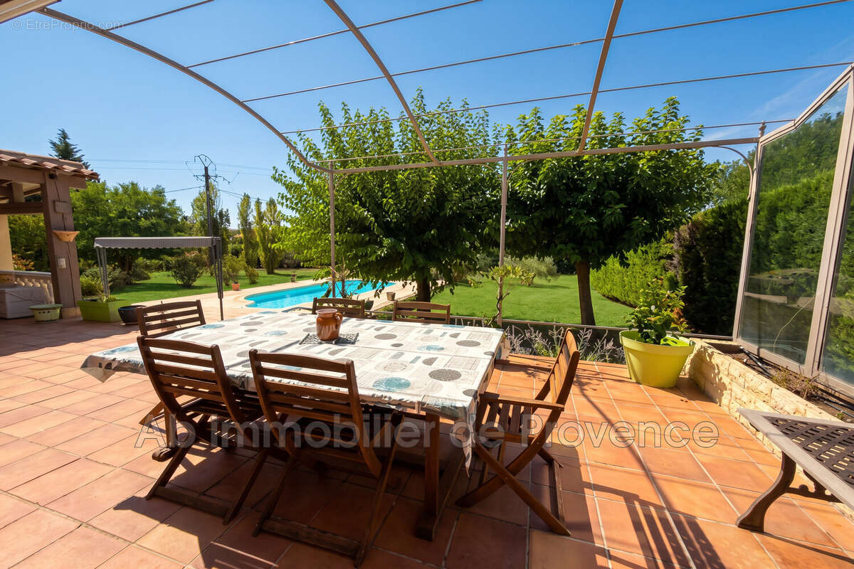 Maison 123 m² à Contes  - photo 2