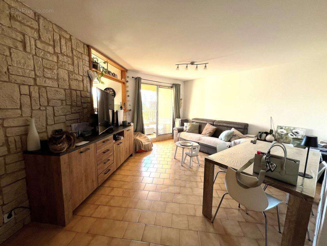 Appartement à LE CANNET