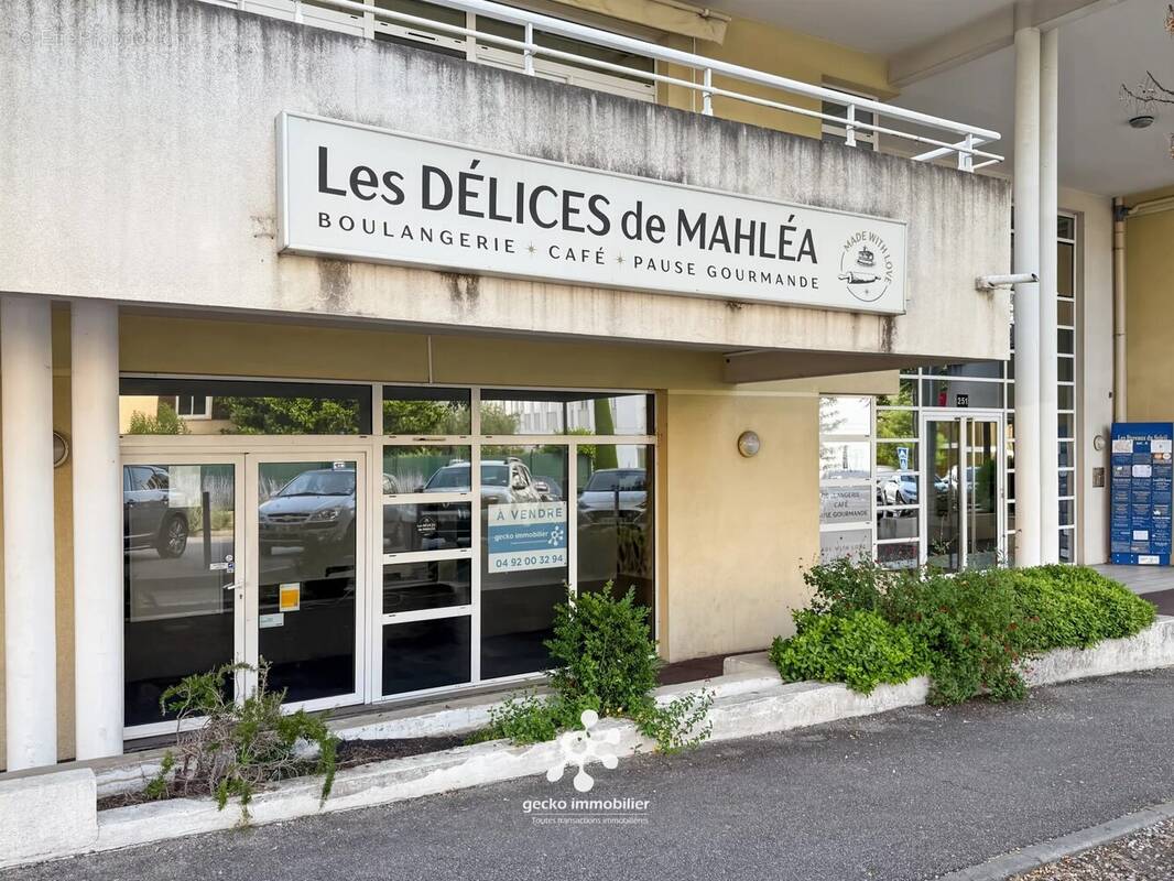 Commerce à MOUANS-SARTOUX