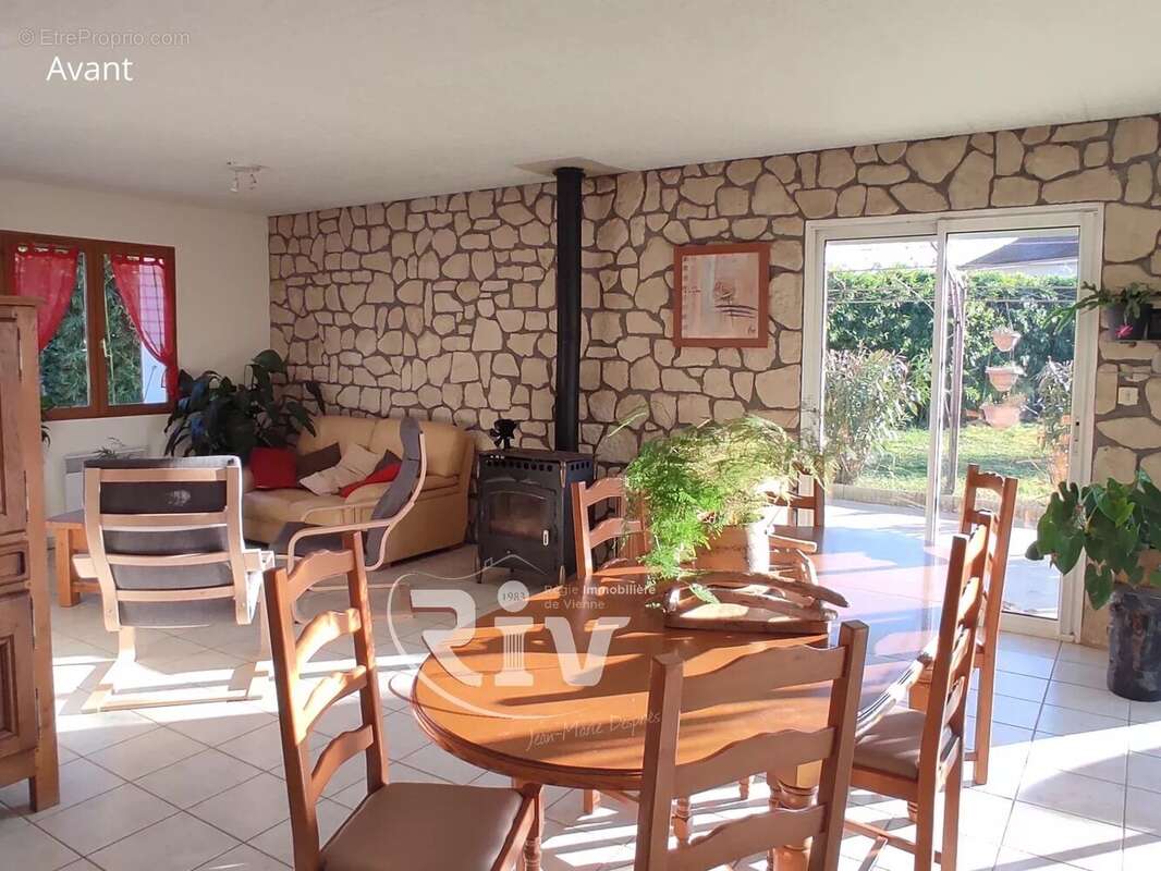 Maison à SAINT-MAURICE-L'EXIL