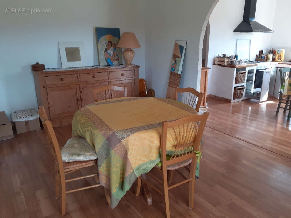 Maison à ETIVAL-CLAIREFONTAINE