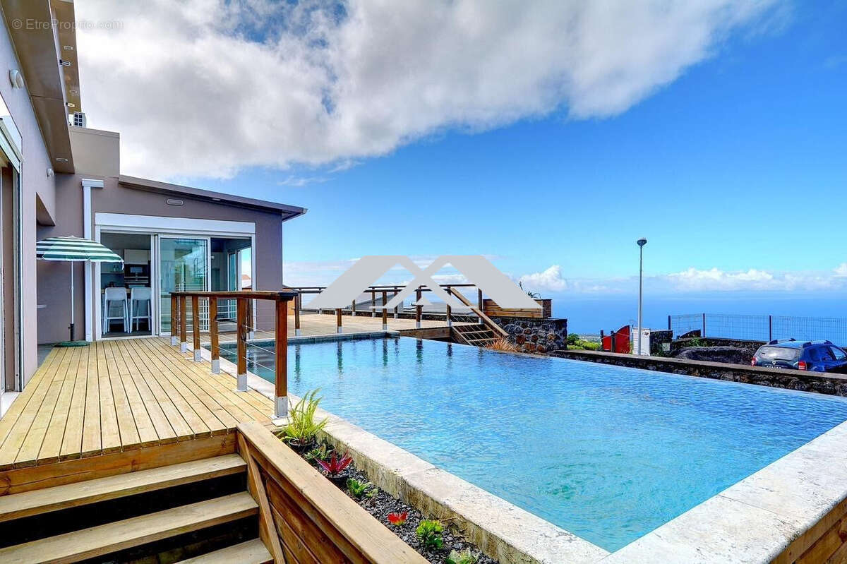 Maison à SAINT-JOSEPH