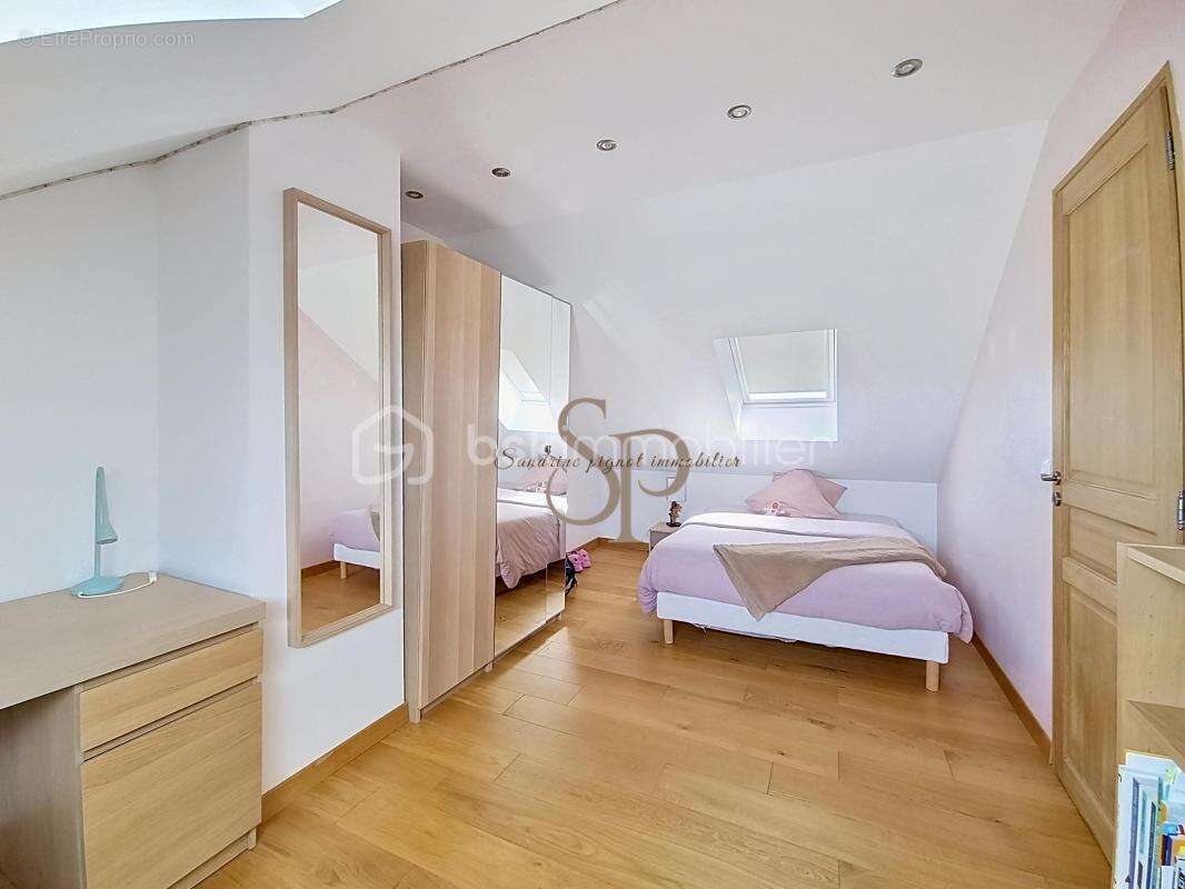 Maison à NOISY-RUDIGNON