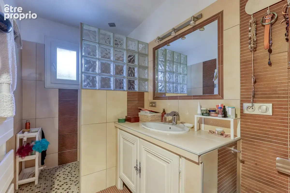 Appartement 5 pièces 120 m2 83110 Sanary-sur-Mer - photo 11