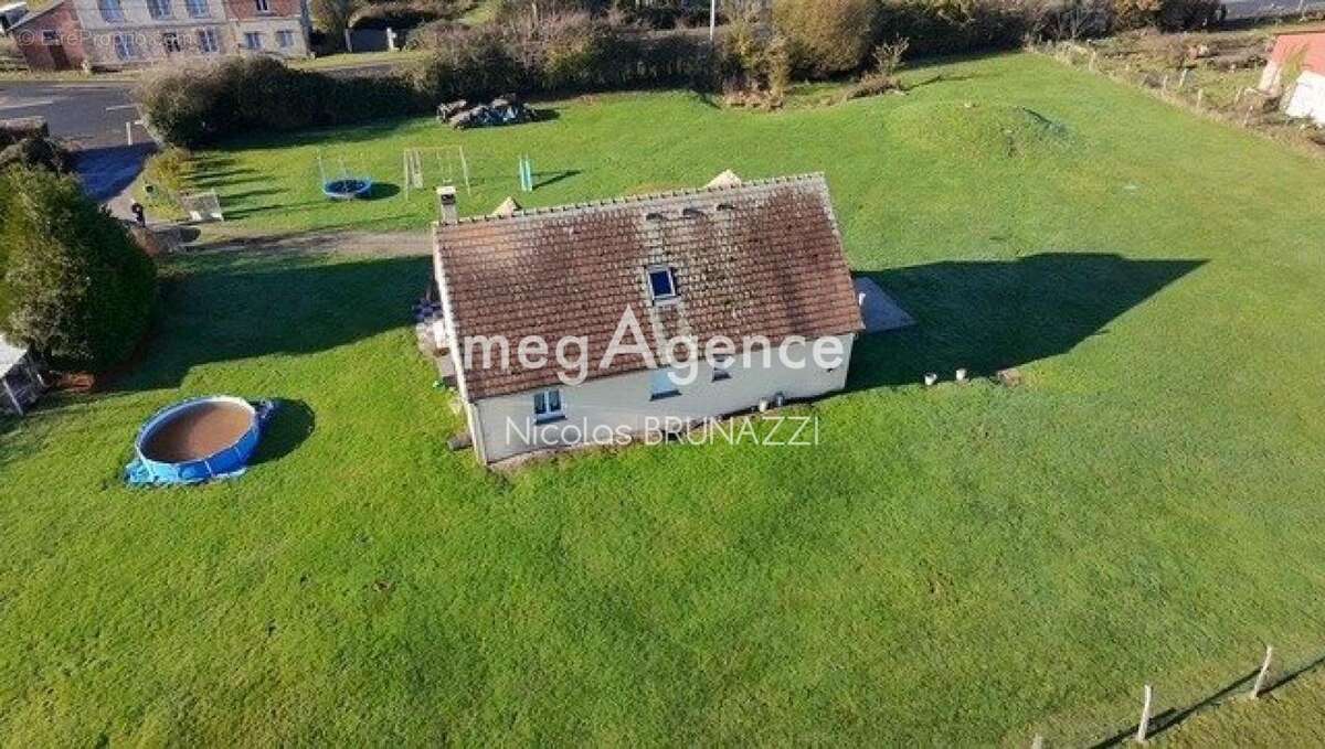 Maison à NEUVILLE-SUR-TOUQUES