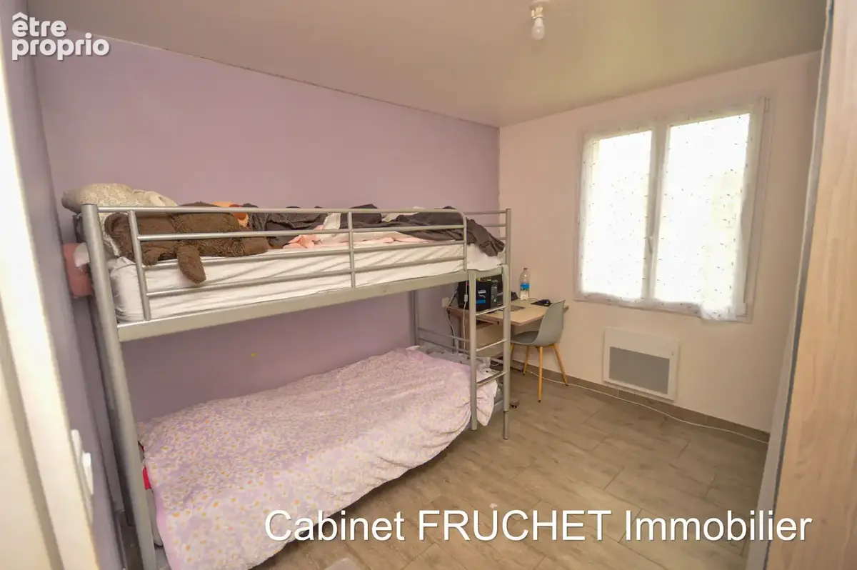 SAINT-PROUANT - Maison de plain-pied - 3 chambres - photo 6