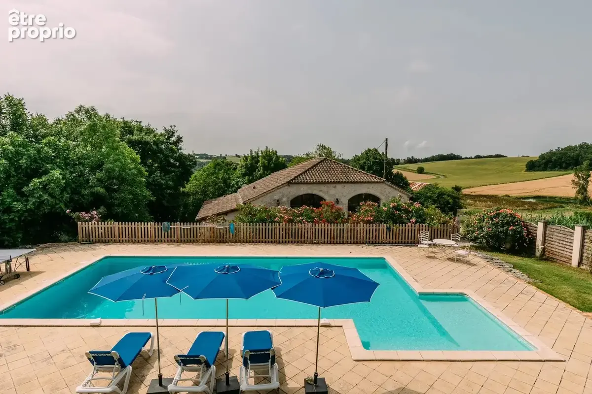 Jolie maison en pierre, maison d'amis, piscine et tennis - photo 16