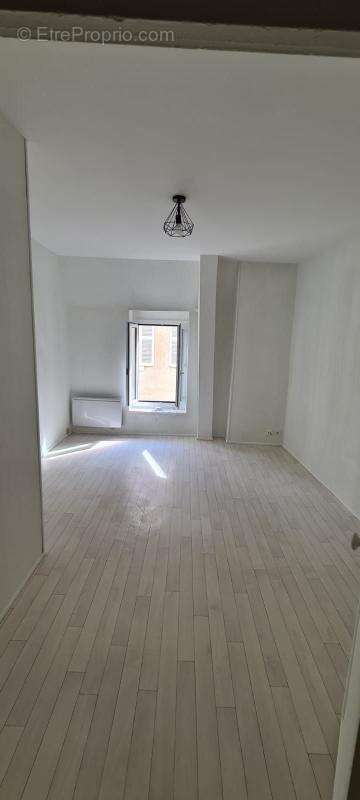 Appartement à SAINT-AMAND-MONTROND