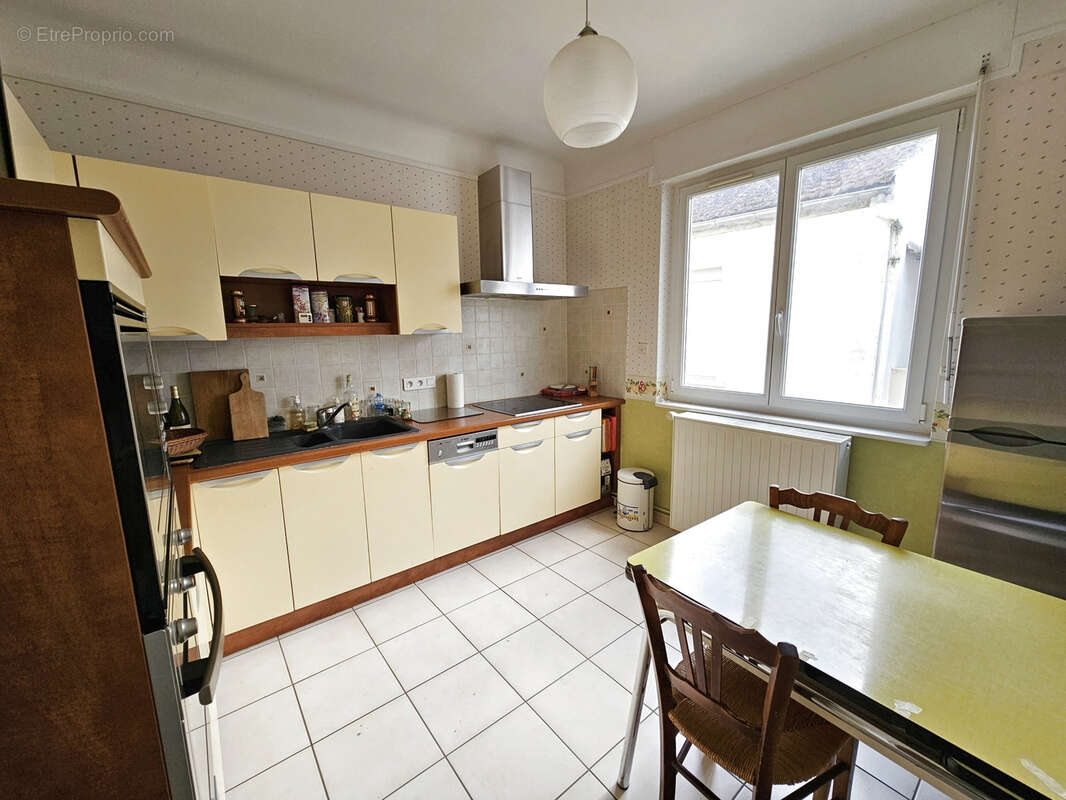 Maison à VERDUN-SUR-LE-DOUBS