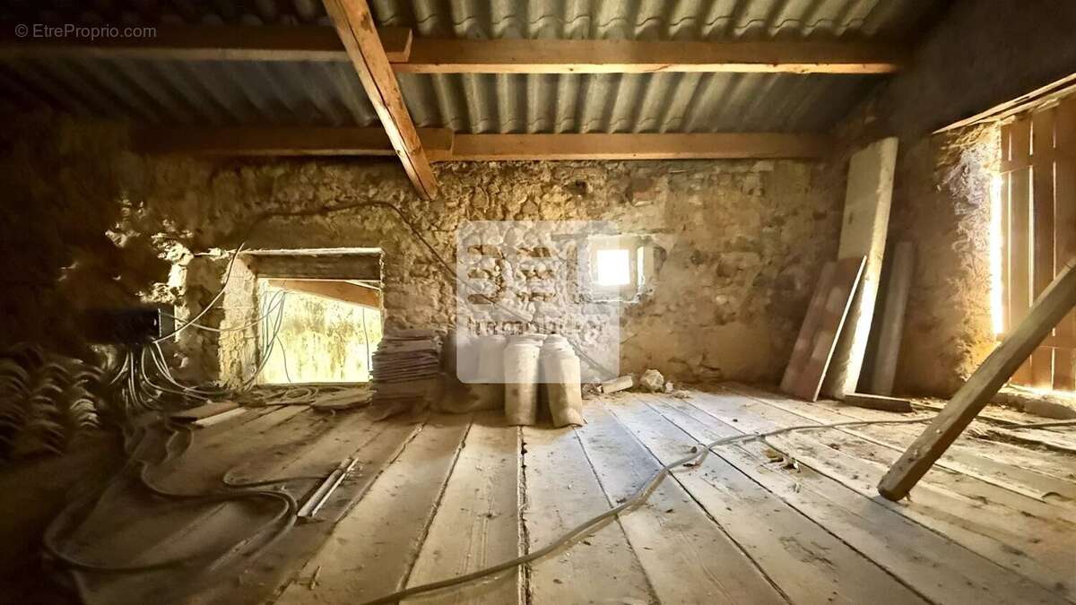 Maison à POUGNADORESSE