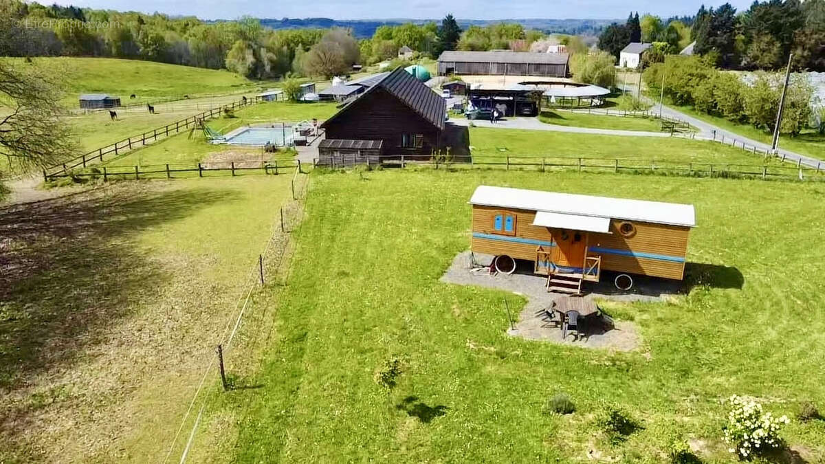 Maison à BEYSSENAC