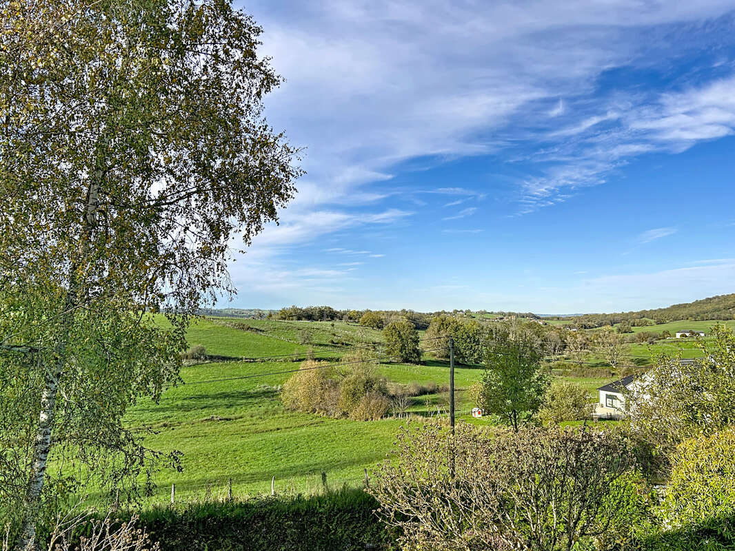 Maison à LISSAC-SUR-COUZE