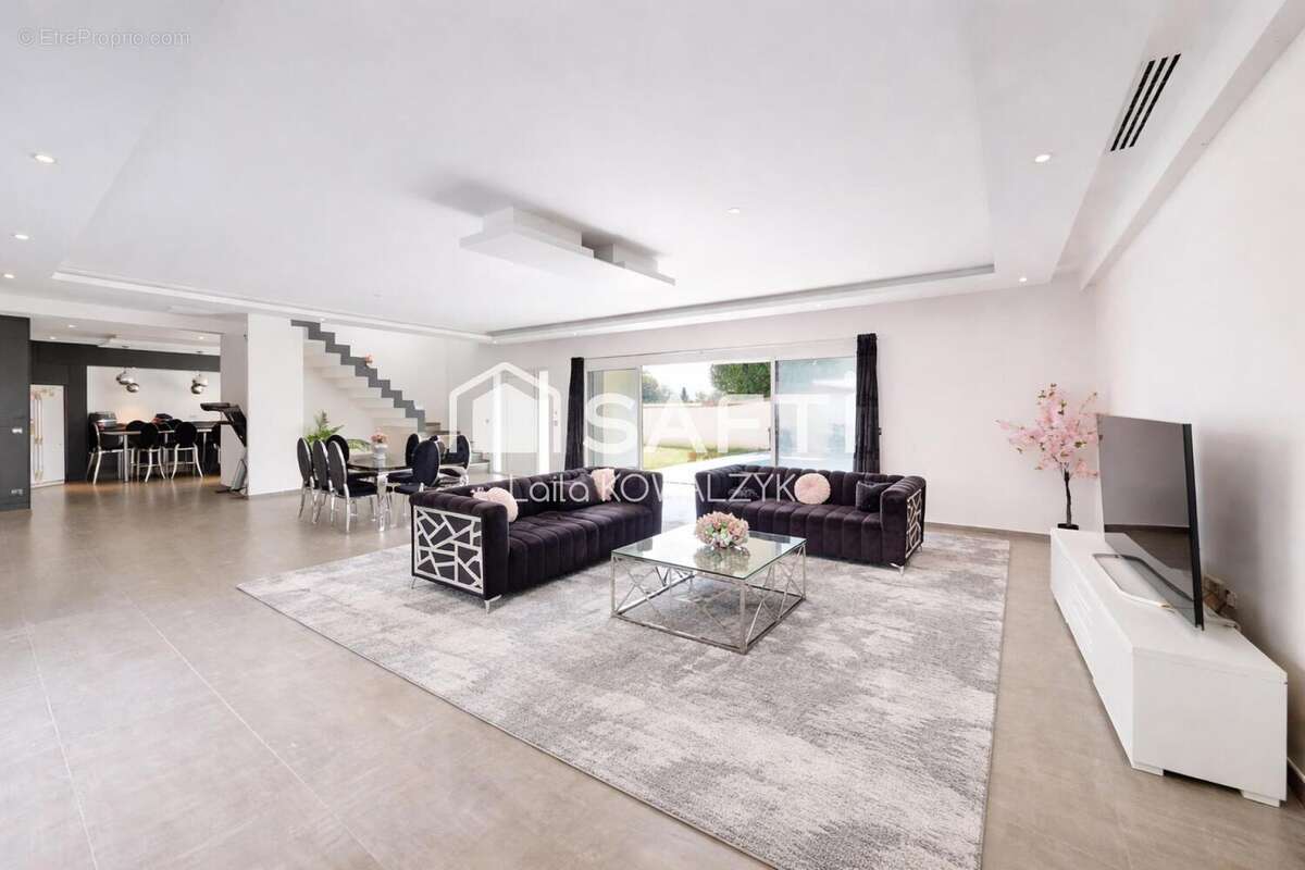 Photo 2 - Maison à COLOMBIER-SAUGNIEU