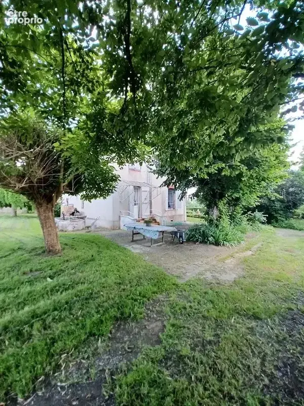 A vendre dans l'Indre, une belle villa avec gîte et jardin. - photo 31